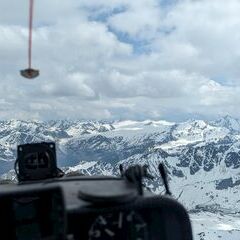 Flugwegposition um 13:33:02: Aufgenommen in der Nähe von Gemeinde Pfunds, 6542 Pfunds, Österreich in 3460 Meter